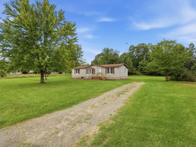 9949 Ten Mile Rd NE