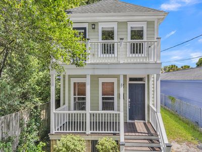 8 Hampton Pl