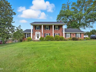 405 Oakmont Dr