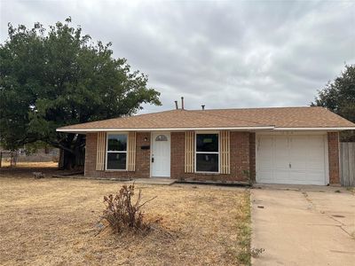 304 Saturn St