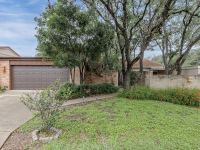 11609 Cap Rock St