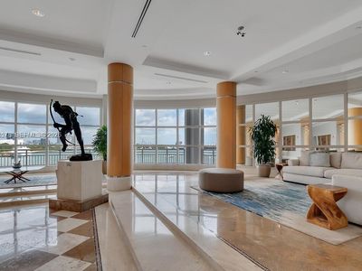 848 Brickell Key Dr APT 1104