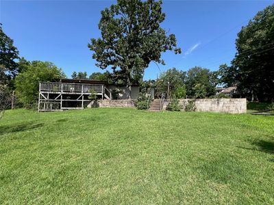 104 W Blackwell Rd