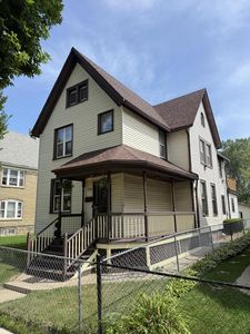 2328 N 9th STREET