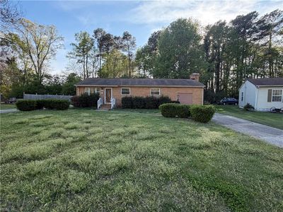 Property at 107 Carver Pl, Yorktown, VA