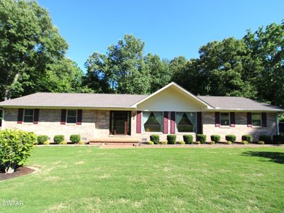 1063 Crestview Dr