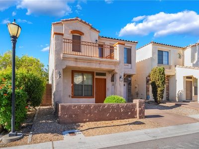 9753 Villa Lorena Ave