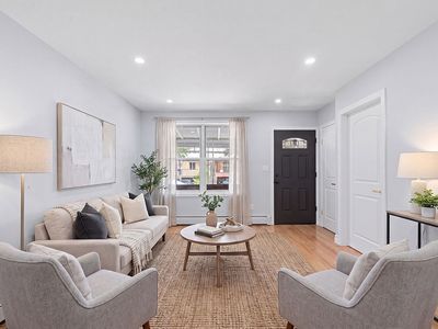 24 E 55th St