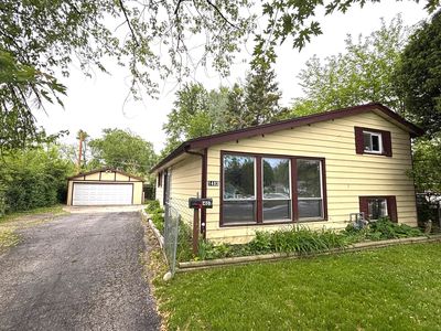 1403 Kings Rd