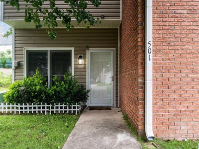 501 Hillsboro Ln