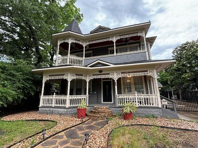 506 W Baylor St