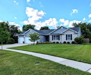 800 E Short Dr
