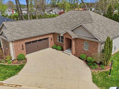 2717 W Woods Edge Dr