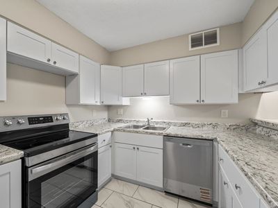 2060 Romford Ln #2060