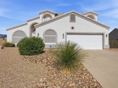 2092 Town And Country Dr