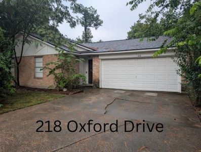 218 Oxford Dr