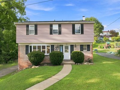 696 Sloop Rd