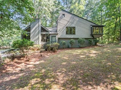 1909 Winding Creek Ln SW