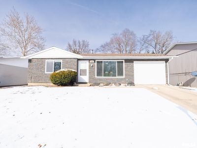 Property at 4049 W Hillmont Rd, Peoria, IL