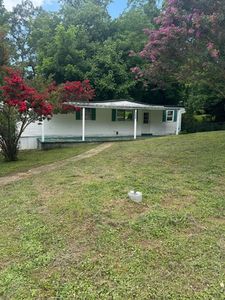 1432 Thrasher Pike