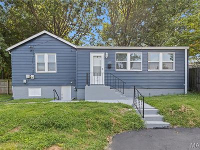 230 Kayser Ave