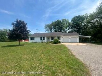 Property at 2992 Budd Rd, Stockbridge, MI