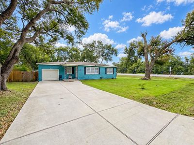 6737 E Bayou Dr
