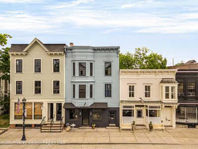 744 Warren Street
