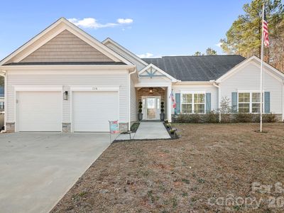 116 Holly Springs Loop