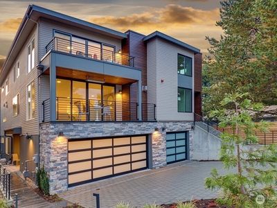 8707 116th Avenue NE #A