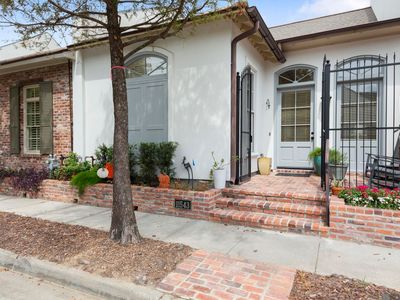 11543 Settlement Blvd