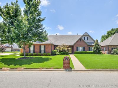 10236 S Evanston Pl