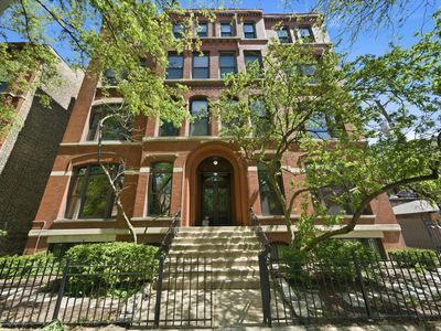 2019 N Sheffield Ave APT 103