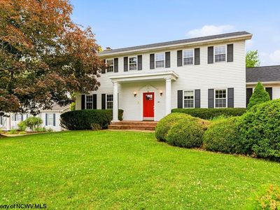 26 Carriage Ln