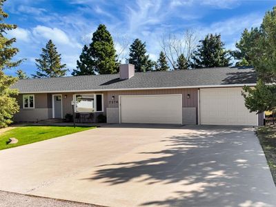 7376 Kingbird Ct