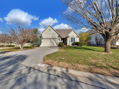 12610 E Bradford Cir