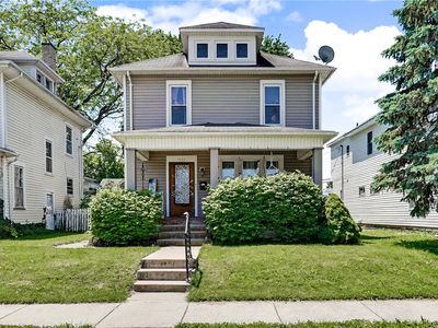 1602 Broadway