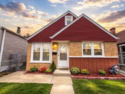 Property at 1530 N 39th Ave, Stone Park, IL