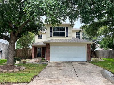 919 N Oak Dr