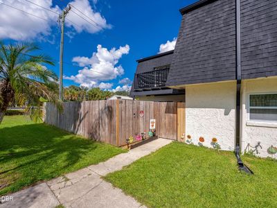 36 Springwood Sq