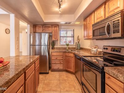 6651 N Campbell Ave APT 133