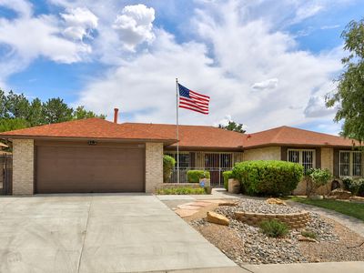 8800 Caminito Dr NE
