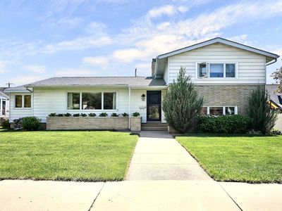 65 6th STREET E E