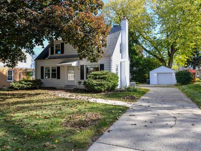 618 North 98th STREET