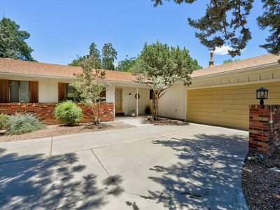 7205 Vista Del Arroyo Ave NE