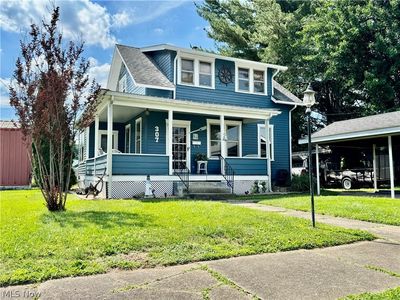 307 Florence St