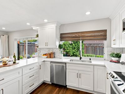 763 Stardust Ln