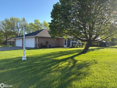 1705D Linden Dr