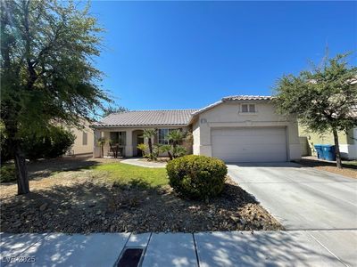 6165 Stanley Park Ave