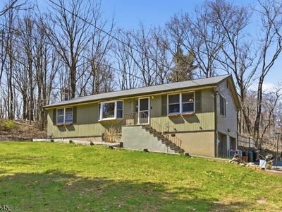 12 Pleasant View Dr